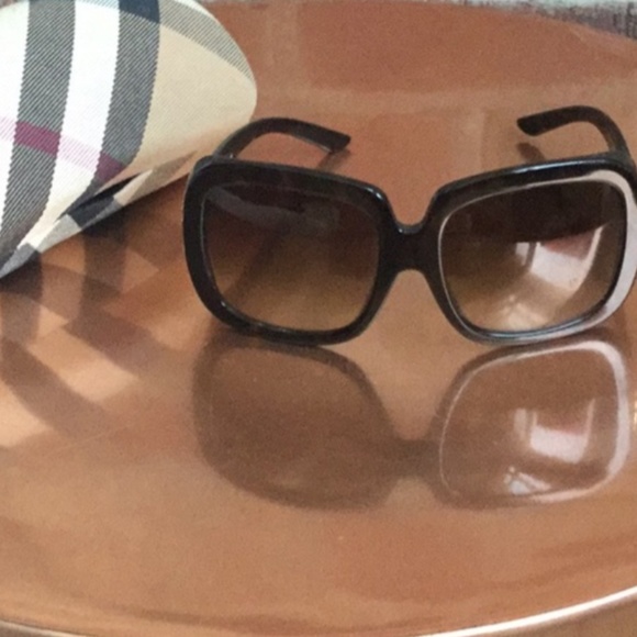 Vintage Burberry Sunglasses - Picture 1 of 3